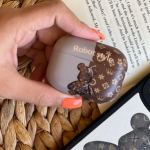 کاور ایرپاد لویی ویتون خرس آدم آهنی