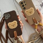 قاب موبایل سامسونگ خرس دوست داشتنی محافظ لنز + بندست