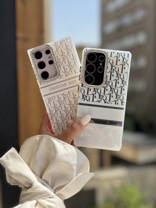 قاب White Christian Dior دور لنز نگین سامسونگ و شیائومی (کدC2076) - تصویر 3