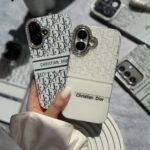 قاب White Christian Dior دور لنز نگین آیفون (کدC2076)