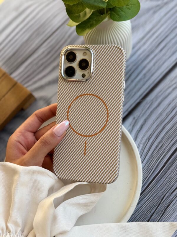 قاب Carbon Magsafe با پک Q Series (کدC2078) - تصویر 3